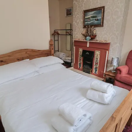 بيت للعطل 170 Victoria Road